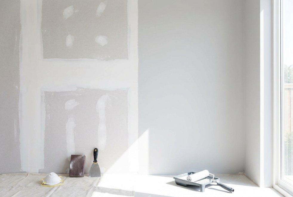 How Professional Drywall Repair Improves Your Final Paint Finish